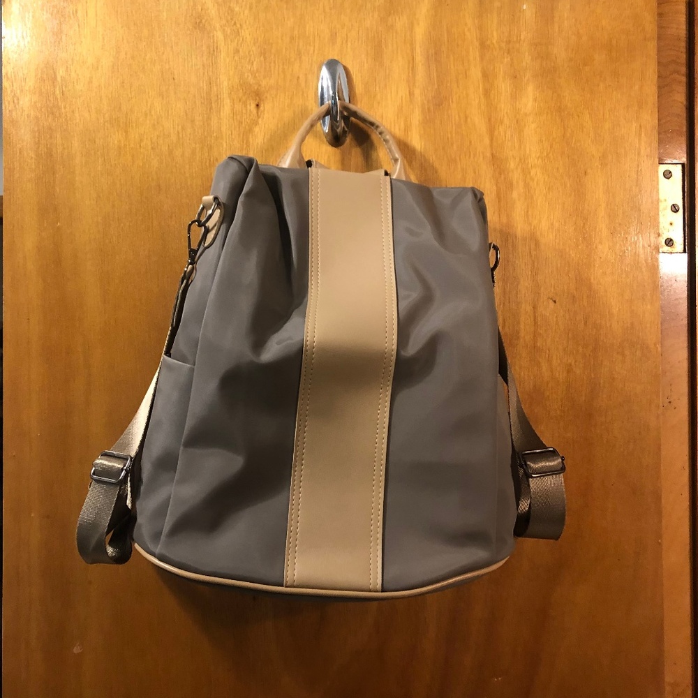 Secure travel bookbag
